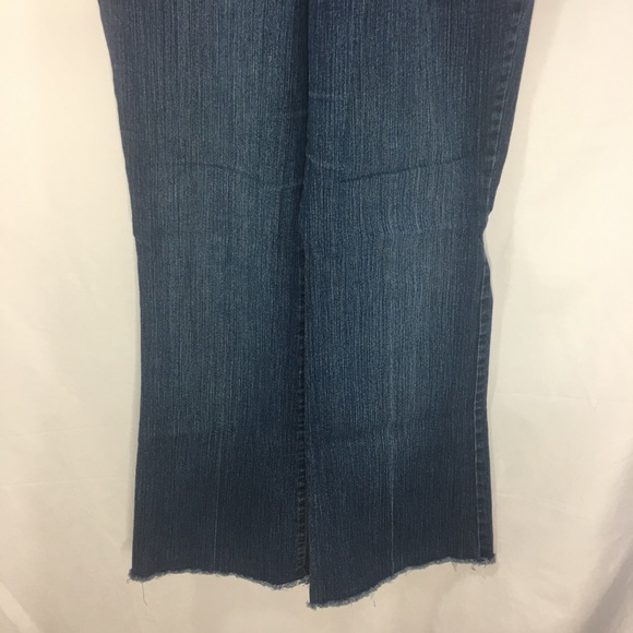 Motherhood Maternity Cut Off Cropped Jeans Size L - Picture 2 of 8